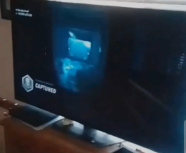I.... I don't even know anymore (sorry for bad quality)
