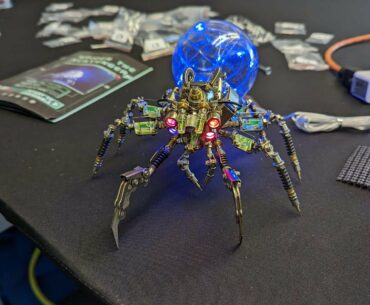 Cyberpunk Spider，Took a lot of time but WELL WORTH IT! This thing is so cool... And even more awesome with the satisfaction that I built it myself!