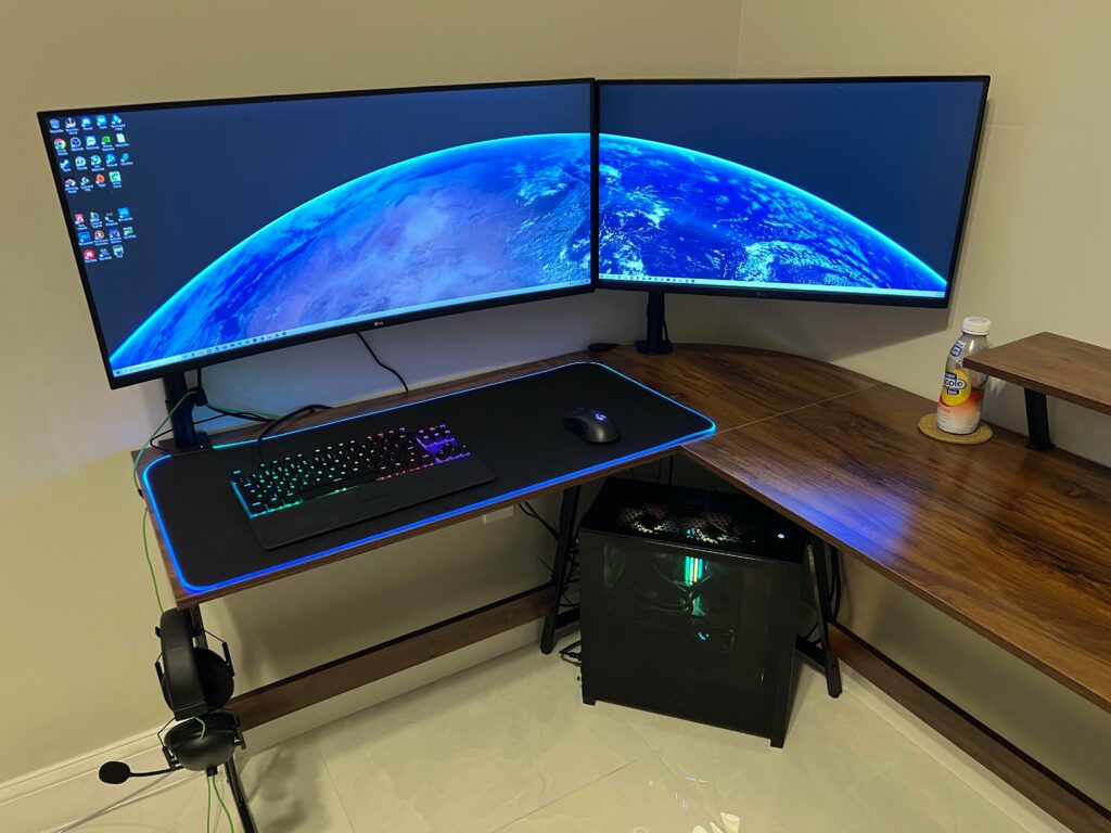 My modest battle station!