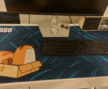 My friend gave me a gaming mousepad 🙌