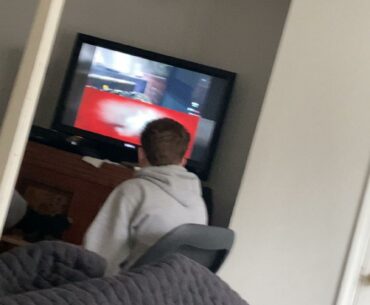 Man is just trying to get high rounds on Kino.