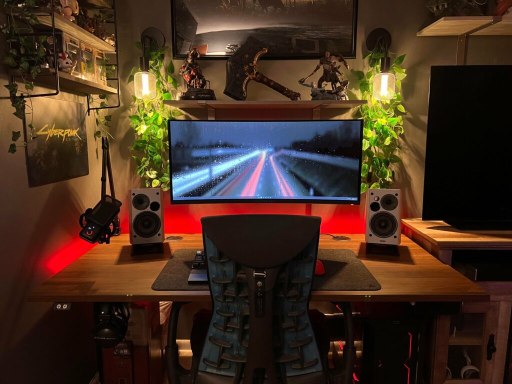 Updated my setup with new speakers.