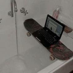 The Definitive Bathtub Battle Station