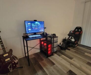 finally got a desk!