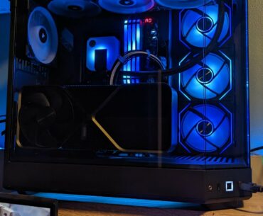 Cliche RGB puke in a hyte y60