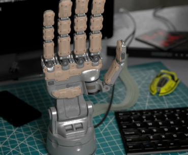 Articulating Robot Hand [OC]