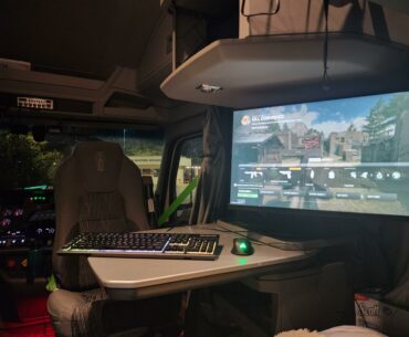 to the devs that decided to take the time and make keyboard and mouse work on the Xbox I think you from a trucker.