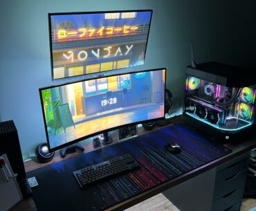 My average battlestation; go ahead and flame me for my LTT desk pad🤷🏻‍♂️