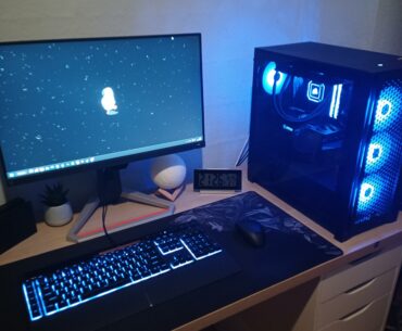 My setup sorry if its a bit too bright