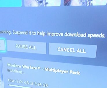 Why does the multiplayer pack freeze at 51%? Please help.