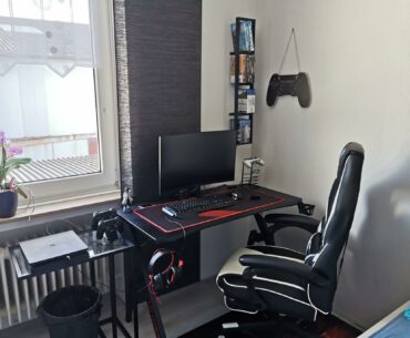 My 13 yo Brothers first Gaming Area! Hes saving up for his Pc right now. What do you think?