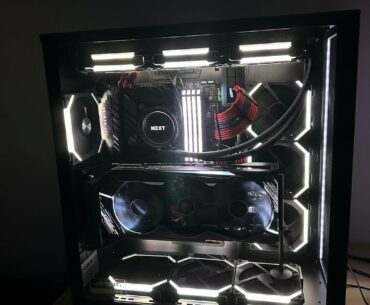 Vertical GPU (Cooler Master V3 Bracket)