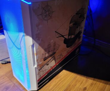 Hopefully these pics are better, rtx4090 with an i19 13900k, 32gb 6000mhz ram , 1x 1tb ssd, 2x 2 tb ssd , 1 x 4tb ssd and 6tb hhd, gotta say I'm in love with the case