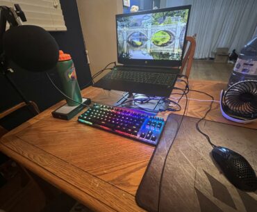Dining table battlestation
