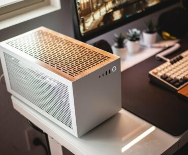 NZXT H1v2 smol but packing some decent power!