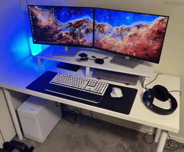 Cleaned up my WFH setup a bit...