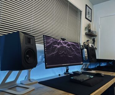 The Home Depot workbench makes for a great desk.