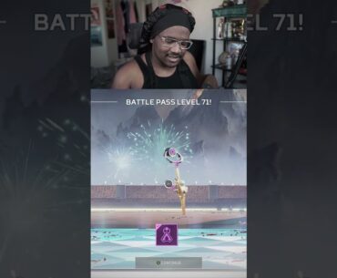Weapons in FPS games have gotten weird #callofduty #apexlegends #gaming