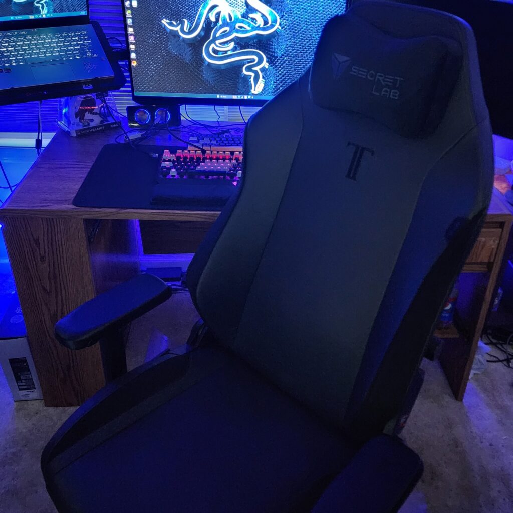 Upgraded the chair, next is the desk