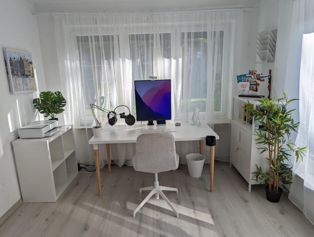 My wife's battlestation