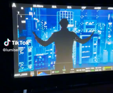 This Batman Beyond fan film is insane! 🤯 These guys are making a Cyperpunk neoGotham. The attention to detail and the sheer passion put into this project is truly remarkable.
