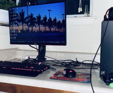 DisneyWorld 2012 mousepad? Check. DualShock 3? Check. Shitty chair? Check. Poor wire management? Check.