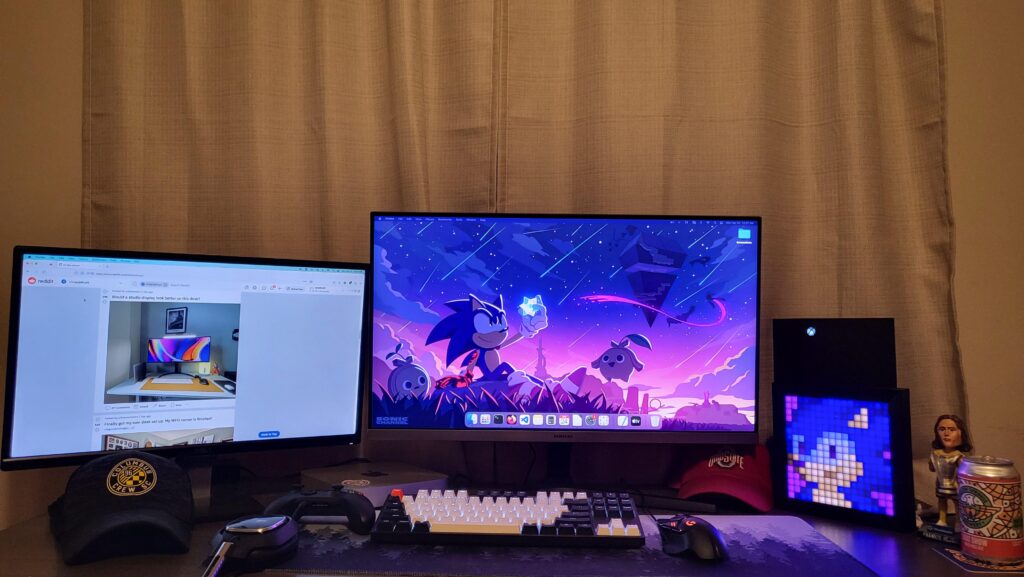 My cluttered Mac Mini M1/Xbox Series X setup
