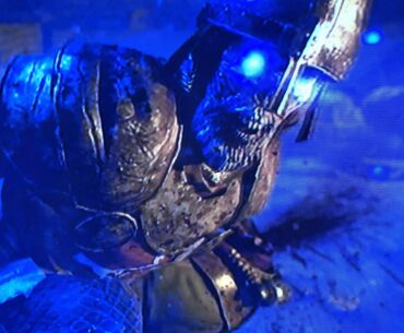 Origins lore contradicts itself? Blue then yellow eyes?