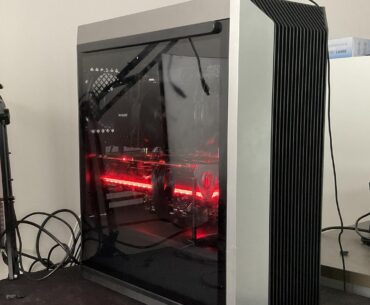 Any good ideas for making a cutout at front panel (glass)?