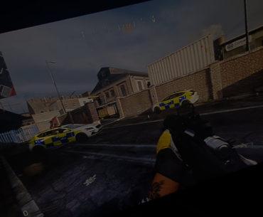 WHY DOES PICKING THIS BLUEPRINT THIS CRASH MY GAME EVERYTIME!?!? So its literally unplayable now i lt happened 7x in a row now no matter the attachments or other loadout specs. Wtf?