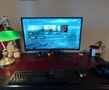 Just upgraded to a proper, yet average curvy monitor.