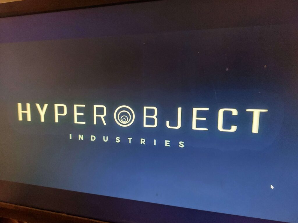 The movie "Dont look up" has a company that just screams cyberpunk. Ive never seen an actual company that has "Industries" in its name. And then the name "Hyperobject"? God damn. Hyperobject Industries.