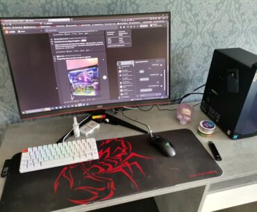 washed out mousepad & home made mousebungee 👌(temporary)