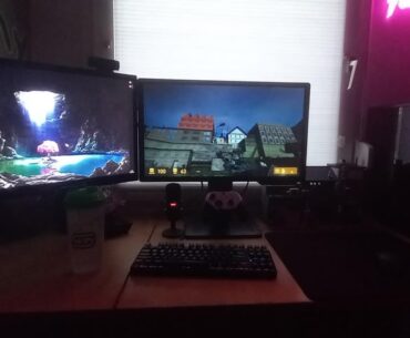 Finally got a monitor arm and some decorations