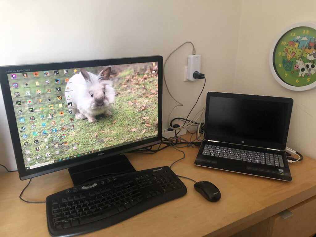 Update on my shitty thing: I made it look worse with cables