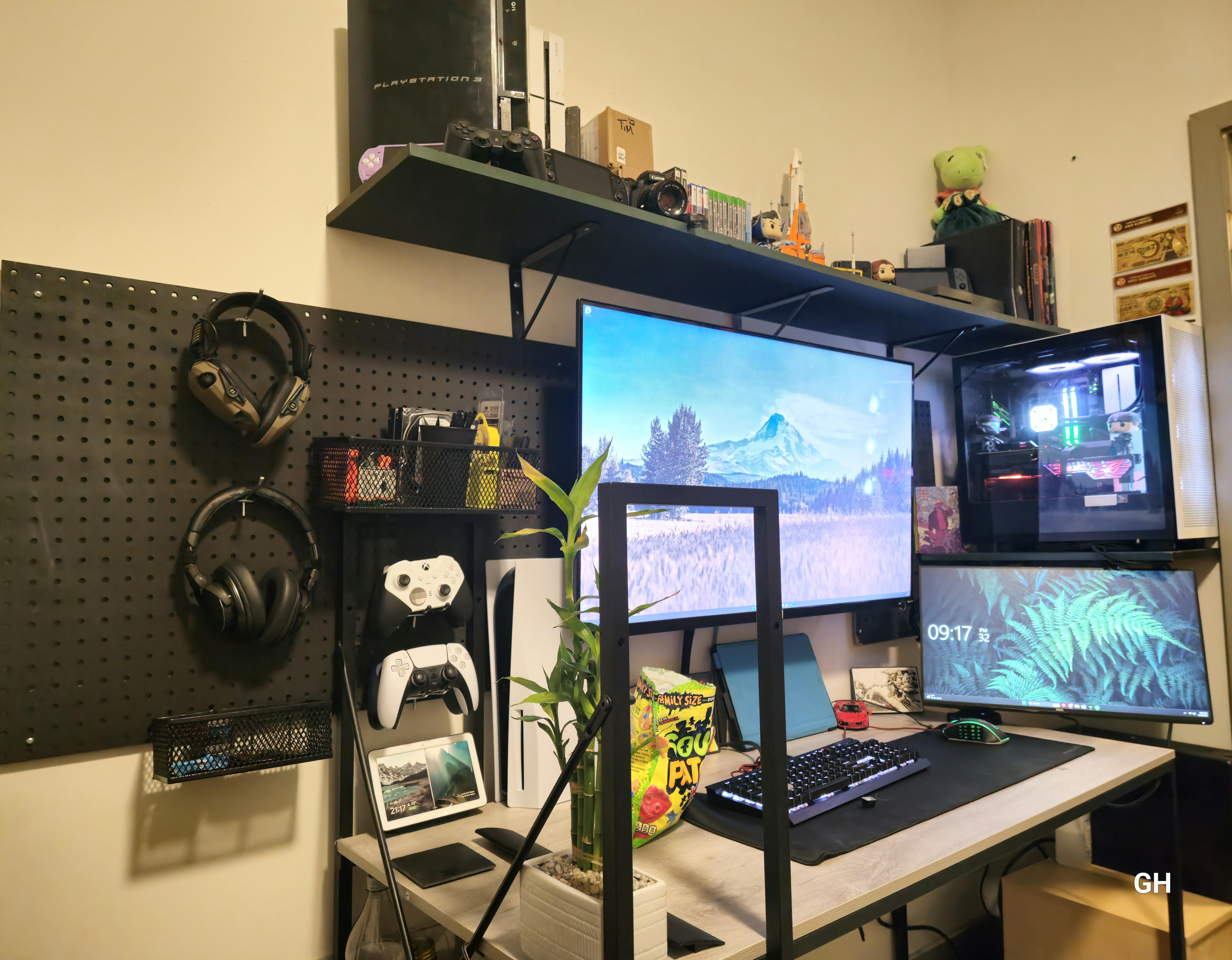 Ahh my one year rearrange turned out nicely.