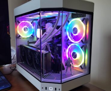 The new Hyte Y60 Star wars edition in Snow white.