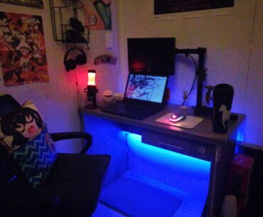 Some average Genshin Impact setup, I have a xbox one hidden (not in the picture)
