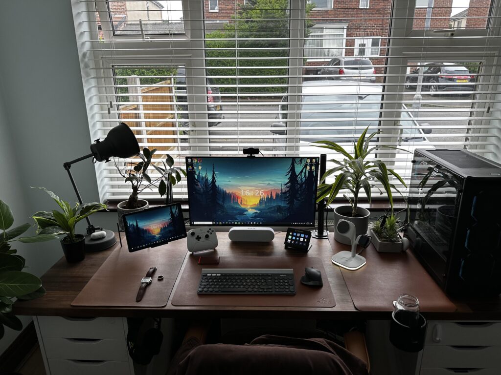 Work/Battle Station