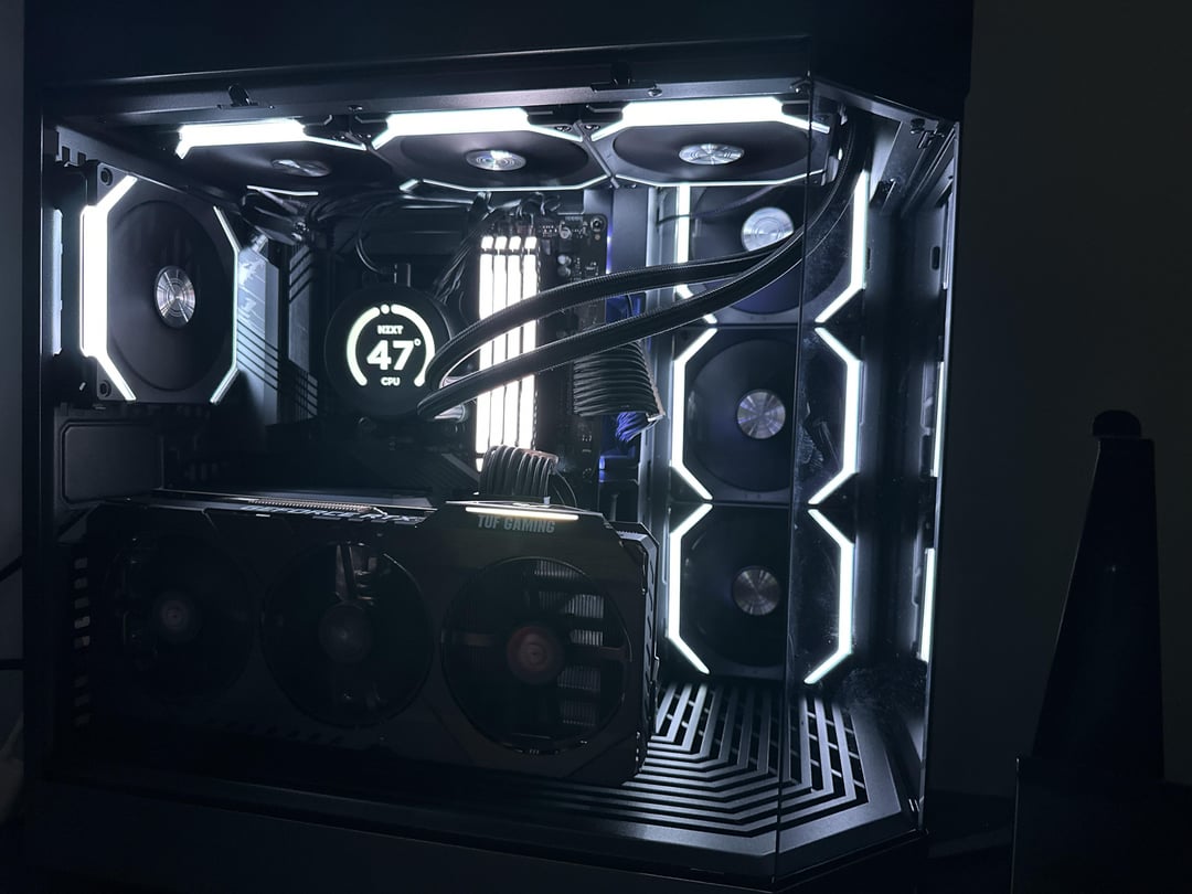 Hyte Y60 Build - FPSHUB