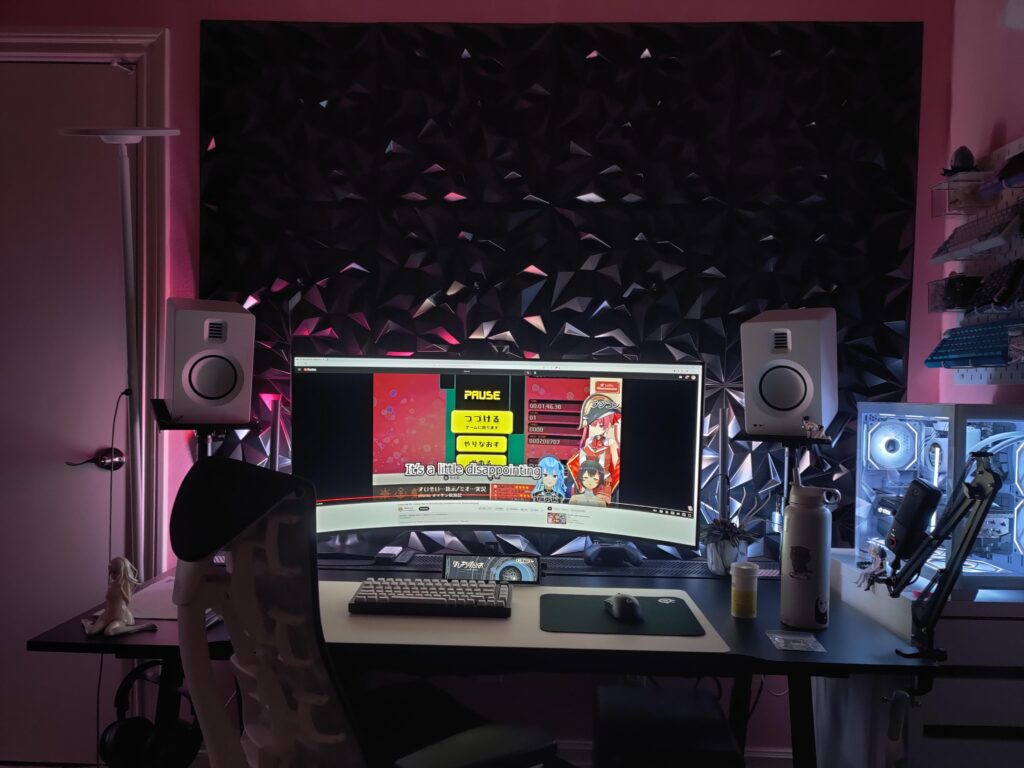 The place where I simp over virtual anime girls.