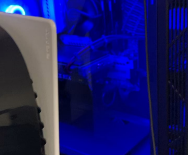 Computer sounds like a jet engine when MW is open