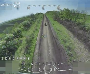 Ukrainian FPV drone blows up 2 russians on an ATV... looks just like WZ!