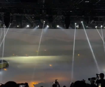 The Chinese Autoshow is something very futuristic with the real cars playing part of the moving presentation and moving platforms.