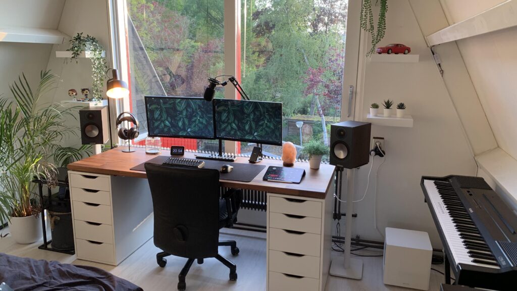 My setup for now (and probably the next couple of years)