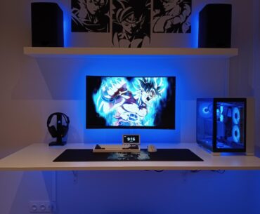 I completed my dream setup. I replaced the 27" with this 32" monitor and I love how it turned out. What do you guys think?