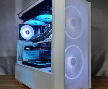 New lian li lancool 216 white / reused my old graphic card of 3070 and upgraded to 7900 for video editing purpose / supersystems_sg