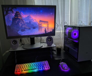 Really hating my monitor. Should get a white desk soon as well.
