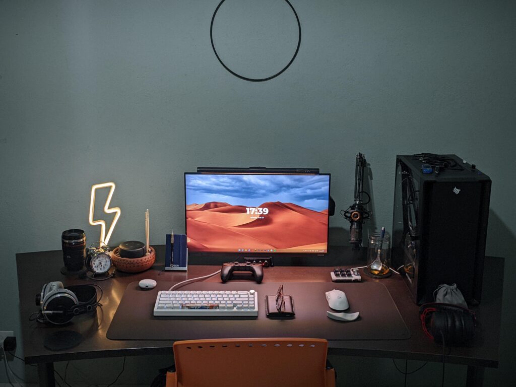 Updating my setup (sorry for the garden chair)