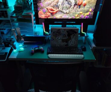 Brought me so much joy to setup my first battlestation this weekend
